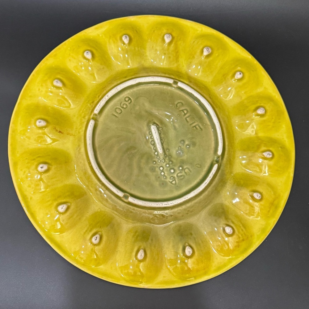 Vintage California Pottery Yellow Glazed Rooster Deviled Egg Plate 12” Platter - Picture 4 of 16